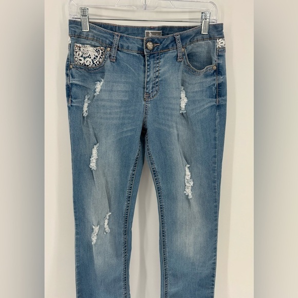 Soundgirl Distressed Denim Bootcut Lace Trim Jeans Size 9/10 - Picture 4 of 11